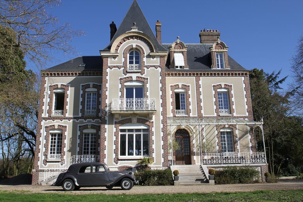 Chateau De La Folie Trie-Chateau Bagian luar foto